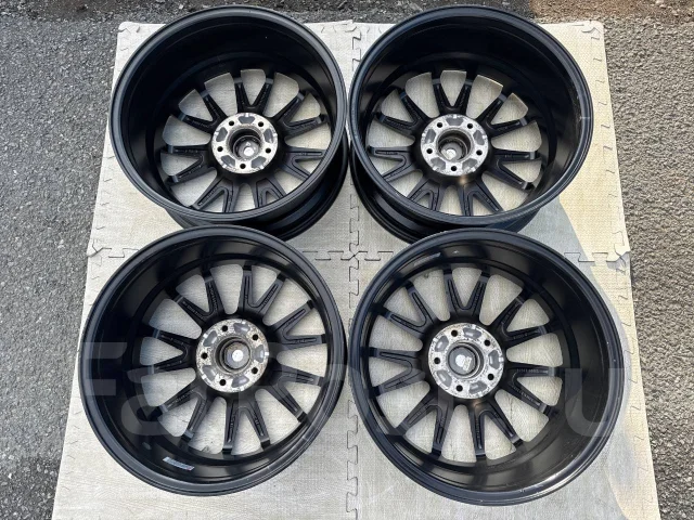 Weds Rizley. 7.0x17", 5x114.3, ET48, �� 73���. ����