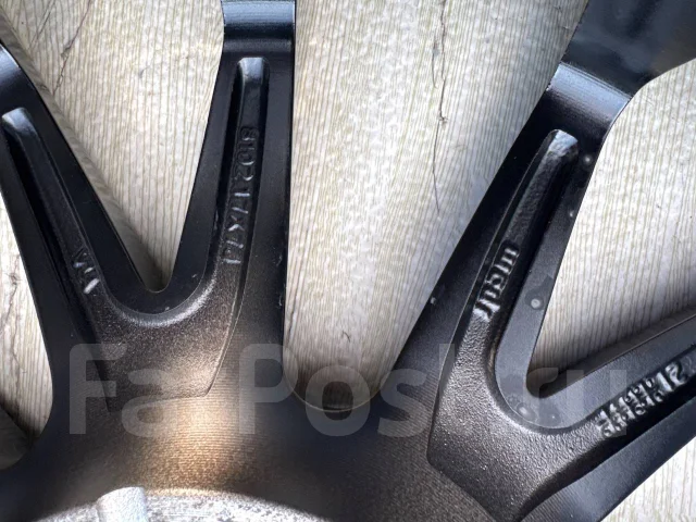 Weds Rizley. 7.0x17", 5x114.3, ET48, �� 73���. ����