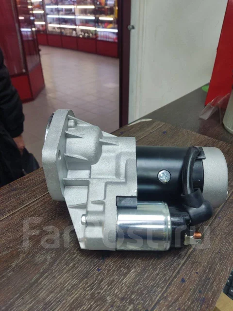 ������� Nissan TD27, QD32 23300-6T001, 23300-1W400 ����