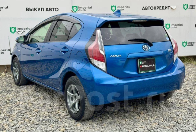 Toyota Aqua. �������, ��������, 1.5 (74��.�.), ������, 179 000����. �� ����
