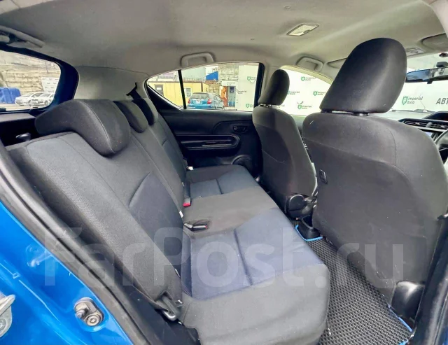 Toyota Aqua. �������, ��������, 1.5 (74��.�.), ������, 179 000����. �� ����