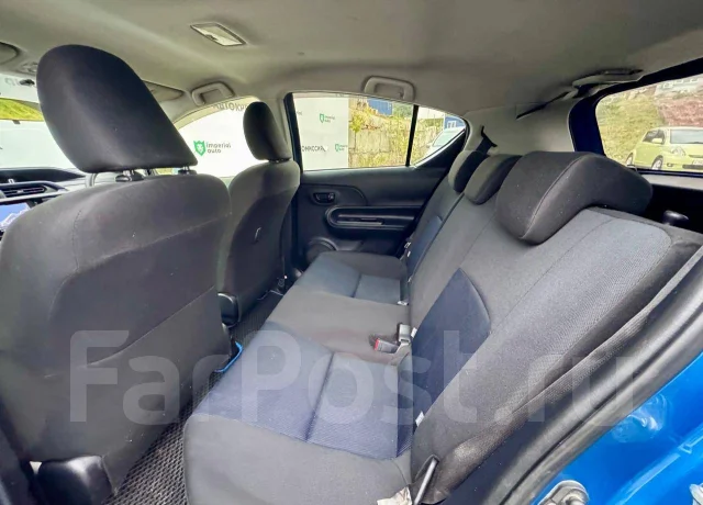 Toyota Aqua. �������, ��������, 1.5 (74��.�.), ������, 179 000����. �� ����