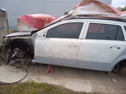 Opel Astra. L35 ����