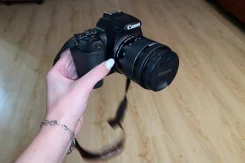 Canon EOS 250D Kit ����