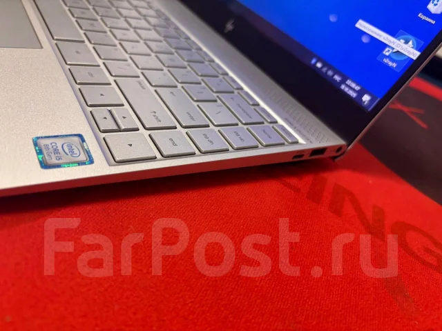 HP Envy. 13.3", 1,8����, ��� 4 ��, ���� 512���, WiFi: 1, Bluetooth: 1, ����������� �� 4��. ����