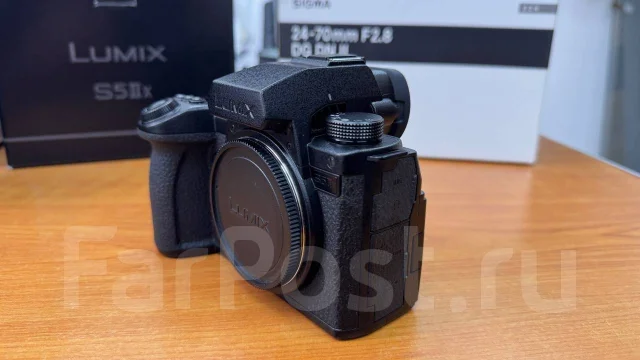 Panasonic Lumix DC-S5IIX ����