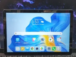 Honor Pad X8. 8.9 ������, ������ 64 �� ����