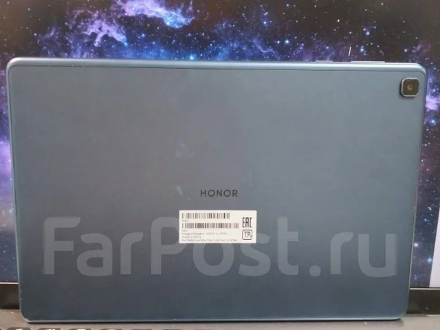 Honor Pad X8. 8.9 ������, ������ 64 �� ����