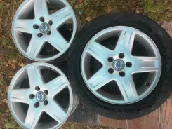 Volvo. x16" ����