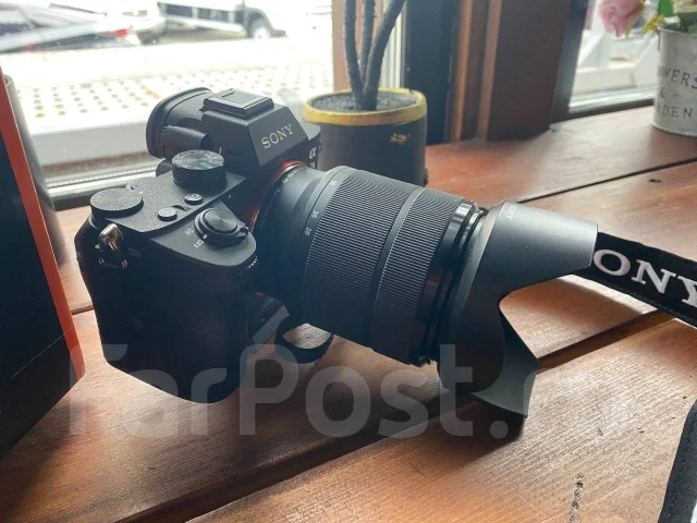 Sony Alpha ILCE-7 III Kit. 20 � ����� ��, ���: ��� ���� ����