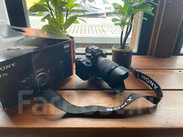 Sony Alpha ILCE-7 III Kit. 20 � ����� ��, ���: ��� ���� ����