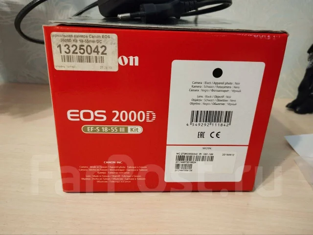 Canon EOS 2000D Kit ����