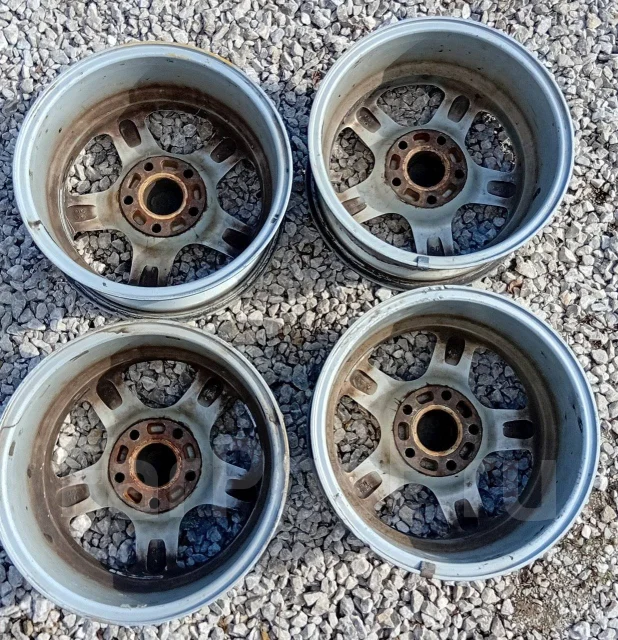 Platin. 7.0x15", 5x114.3, ET38 ����