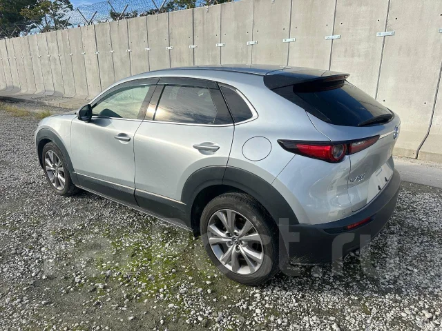 Mazda CX-30. DM8P, S8 ����