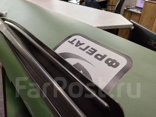 ������ 300 E. 2026 ���, ����� 3��., ��������� ���������, 5��.�., ������ ����