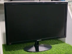 Samsung. 23", ���������� �� (LCD, LED, QLED) ����