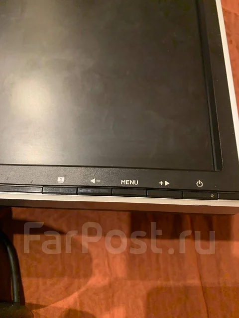 Asus. 19", ���������� �� (LCD, LED, QLED) ����