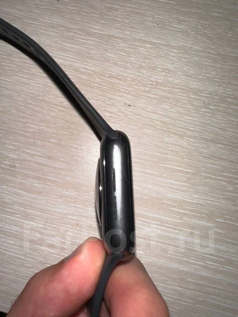 Apple Watch Series 5. GPS ����