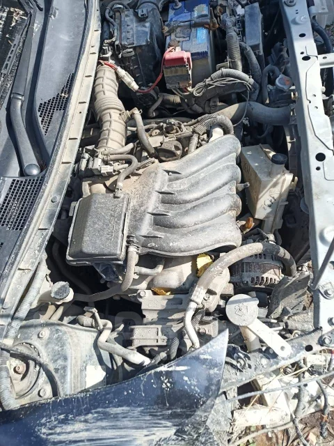 Nissan Juke. YF15, HR15DE ����