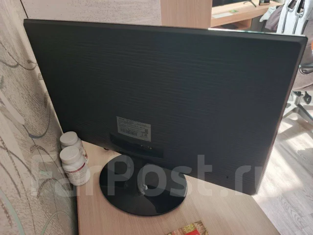 Samsung. 24" ����
