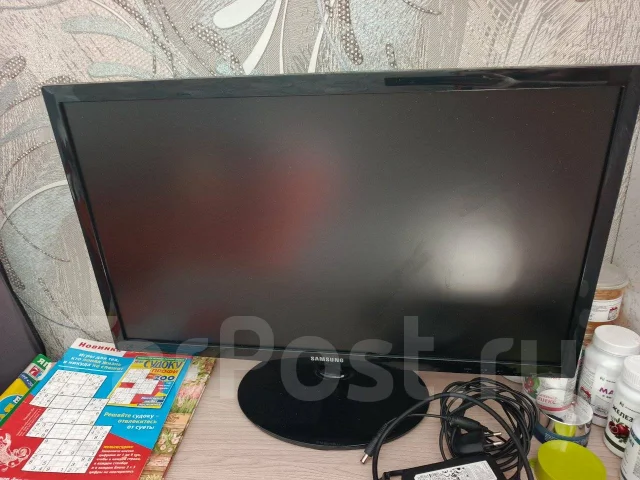 Samsung. 24" ����