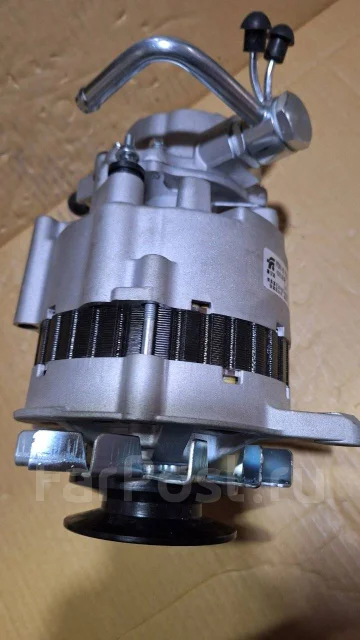 ��������� 4D55/4D56 12V 65A MD327514 ����