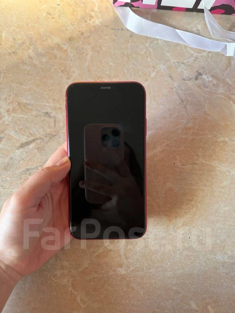 Apple iPhone Xr. �/�, 64 ��, �������, 4G LTE ����