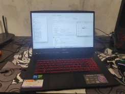 MSI Katana 17. 17.3", 2����, ��� 16 ��, ���� 512���, WiFi: 1, Bluetooth: 1, ����������� �� 5��. ����