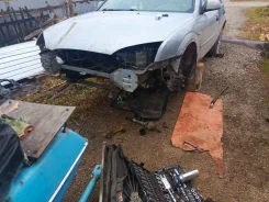 Ford Mondeo ����