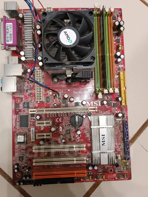 Socket AM2 ����