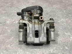 ������� ��������� ������ ����� Kia Ceed 2 2013 58210A6200 ����
