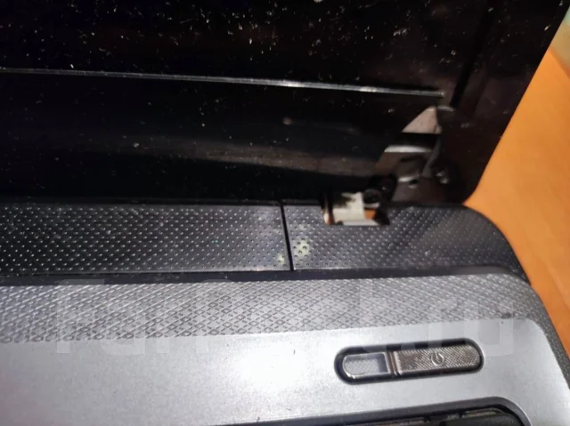 Asus A52JT. WiFi: 1, Bluetooth: 1 ����