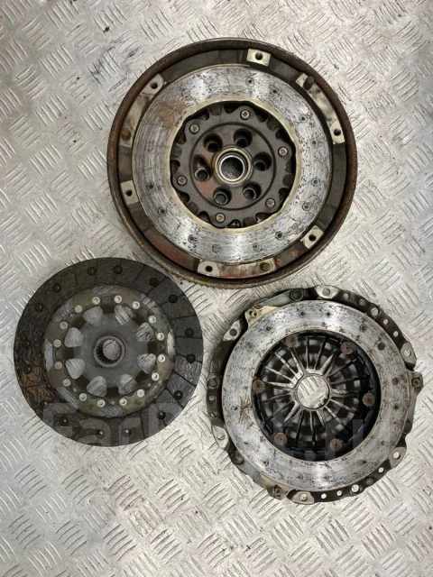������� BMW 3 E90/E91/E92/E93 2008 [999593799344] 21207560876 ����