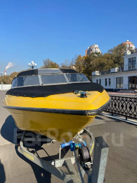 Crownline. 2002 ���, ����� 5,5��., ��������� ������������, 220��.�., ������ ����