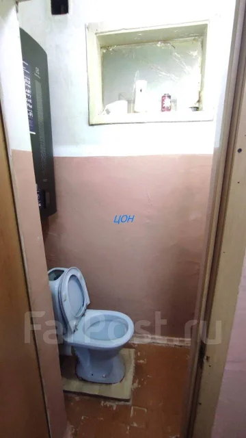 ����, ����� ��������� 8. �������, ���������, 72,5���.��. (����), 2/3 ����. ���. ���� ����