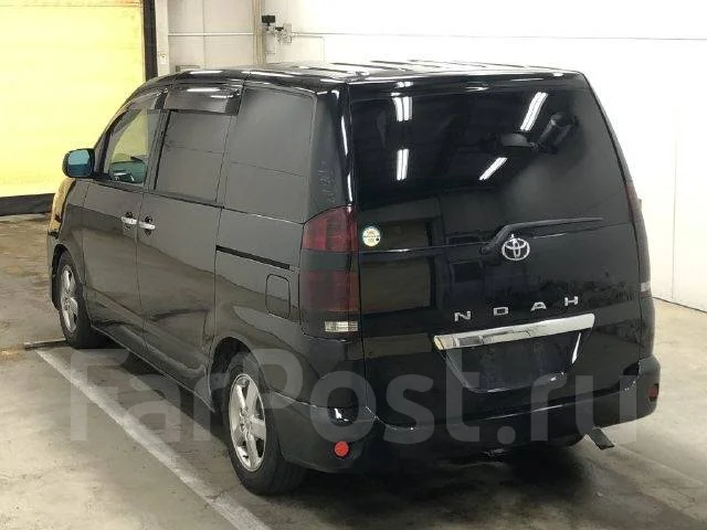 Toyota Voxy. AZR65, 1AZFSE ����