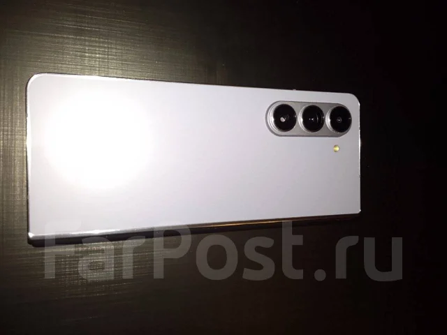 Samsung Galaxy Z Fold5. �/� ����