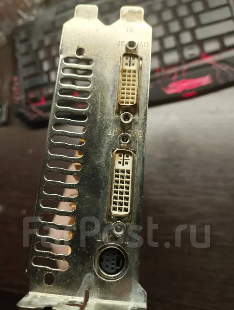 GeForce 9600 GT ����