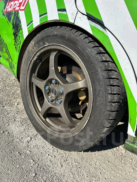 Advan Racing TC-4. x17", 5x114.3 ����