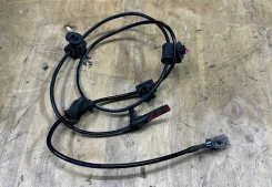 ������ ��� ������ ������ Subaru Impreza GP7 / ��� ������� �� �� 27540FJ020 ����