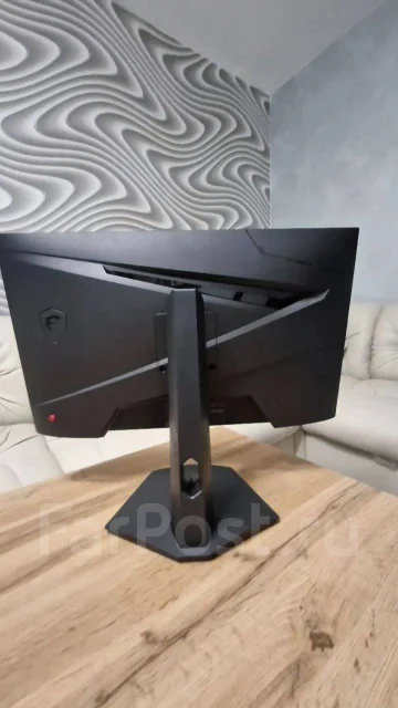 MSI. 24" ����