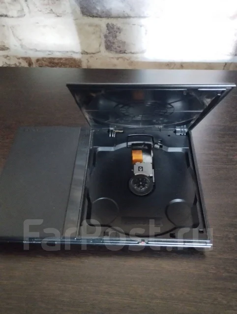 Sony PlayStation 2 Slim ����