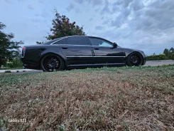 Audi A8 ����