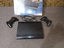 Sony PlayStation 3 Super Slim ����