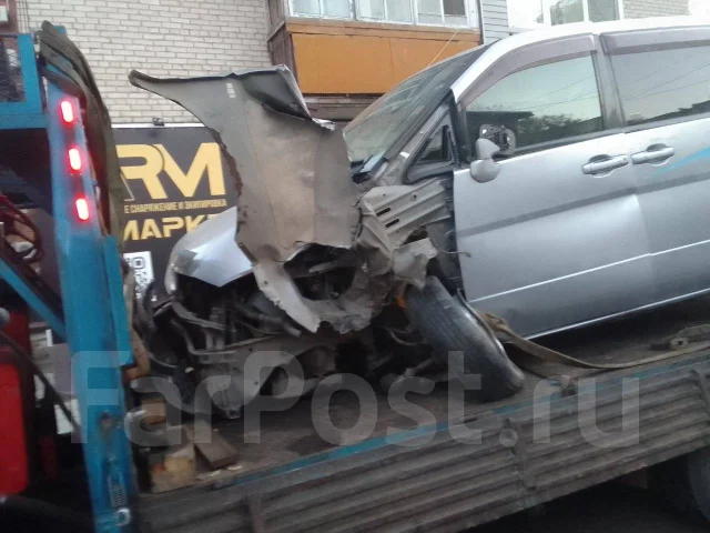 Nissan Serena. �������, ��������, 2.0, ������ ����