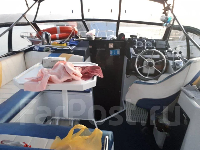 Bayliner. 1994 ���, ����� 9,5��., ��������� ������������, 540��.�., ������ ����