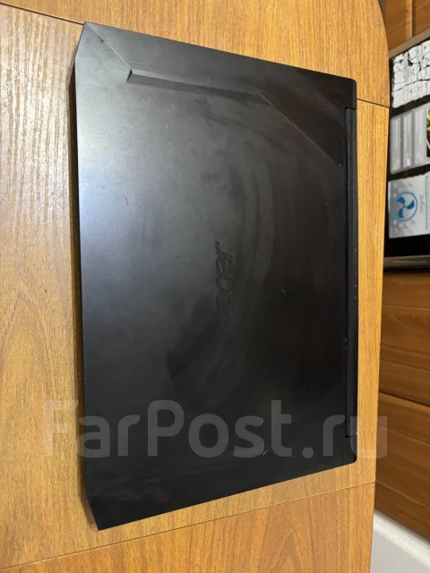 Acer Nitro 5. 15.6", 4,7����, ��� 16 ��, ���� 512���, WiFi: 1, Bluetooth: 1, ����������� �� 10��. ����