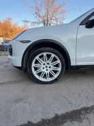 Porsche. 10.0x21", 5x130, ET-50, �� 71,6���. ����