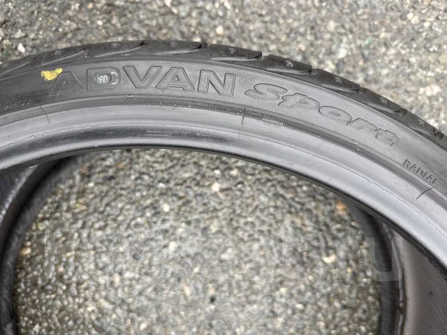 Yokohama Advan Sport V103. ������, 2011 ���, �/�, ����� 15 % ����