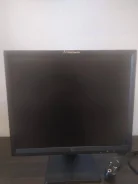 Lenovo. 17", ���������� �� (LCD, LED, QLED) ����